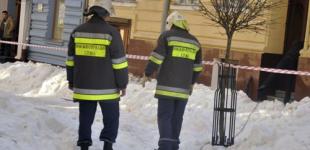 В Черновицком университете мужчина подорвал себя гранатой