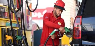 Чому виник ажіотаж на АЗС. Експерт вказав на причини 