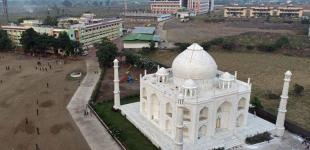 Бізнесмен побудував для коханої копію Тадж-Махала