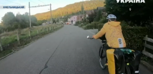 Двое жителей Хмельницкого проехали 20 стран на велосипедах