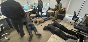 У Києві та країнах Європи виявили кол-центри, які ошукували інвесторів на сотні мільйонів євро