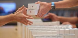 Apple заборонила російським операторам адаптувати нові iPhone під свій зв’язок
