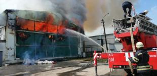 Полиция устанавливает причины пожара на птицефабрике Киевской области