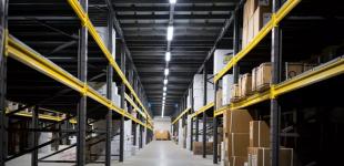 Корисні поради щодо вибору металевих стелажів