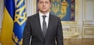 «Ковідна» тисяча – на комірне: президент звернувся до українців