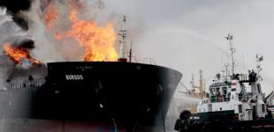 В российском порту произошел взрыв на нефтяном танкере, есть погибшие