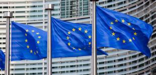 В ЕС стремятся открыть границы для летнего туризма