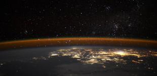 Астронавт ESA зробив нову яскраву нічну світлину Землі