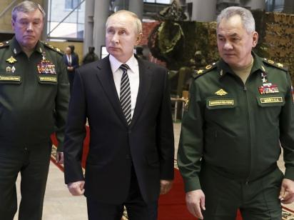 Єдина людина в Росії, яка планує стратегію війни: у Зеленського розповіли, хто насправді "керує парадом"