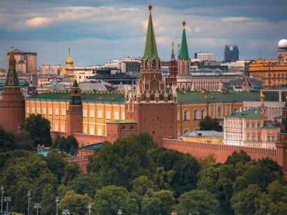 У Кремлі готують росіян до завершення війни без “великої перемоги” — The Telegraph