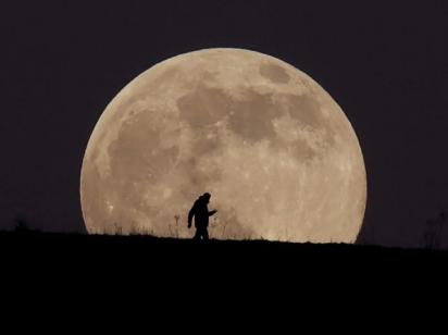 На ці знаки Зодіаку чекають різкі зміни в особистому після повні