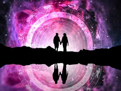 Три знаки Зодіаку нарешті попрощаються з самотністю вже скоро