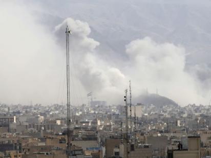 Експерт пояснив, як один удар може повалити режим в Ірані