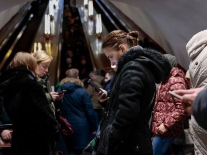 Більшість українців не вірять в успіх переговорів та проти виведення ЗСУ з Донбасу, - КМІС