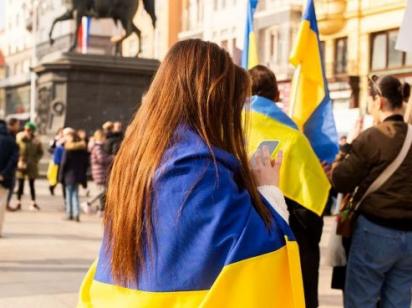 Подвійні стипендії, зарплати до 30 тисяч та прощення СЗЧ: головні зміни від 1 вересня