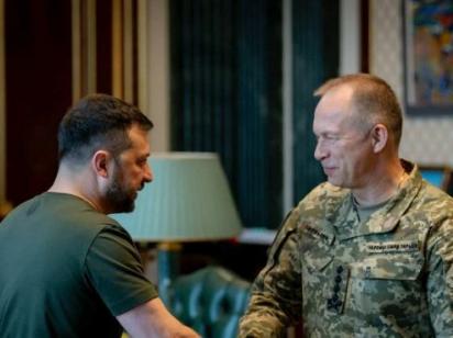 Сирського можуть замінити: FT повідомило про несподівані зустрічі Зеленського з командирами