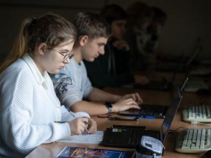 У школах України готують великі зміни: що чекає на учнів 10-12 класів