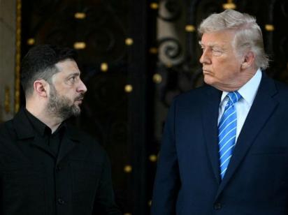 Трамп про Зеленського: "У нього немає карт, є лише я"