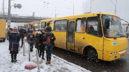 В Киеве массово дорожает проезд в пригородных маршрутках