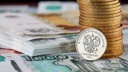 Российский рубль резко подешевел в августе