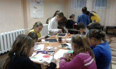 Штаб Ахметова открыл доступ к материалам программы «Дети и война»