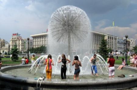 В Киеве зафиксирована самая жаркая ночь почти за 100 лет 