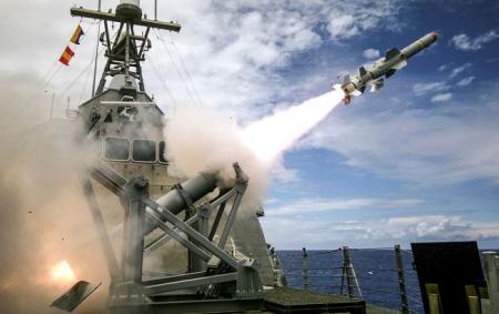 1280px_uss_coronado_launches_first_over_the_horizon_missle_using_a_harpoon_block_1c_miss_29.05.22