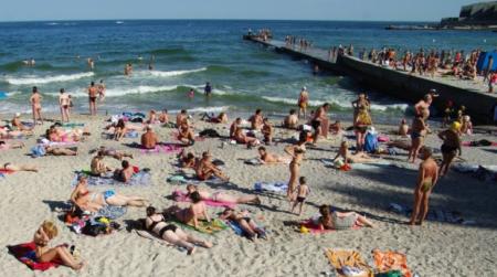 Каждый третий пляж в Одессе не пригоден для купания