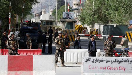В результате взрывов в Кабуле ранены восемь румынских военных