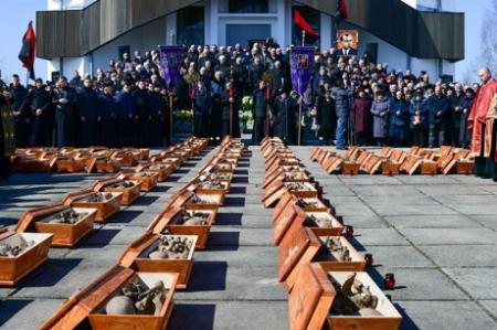 Возле Ивано-Франковска перезахоронили останки 134-х жертв НКВД