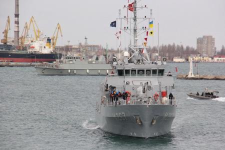 В порт Одессы зашли четыре корабля НАТО