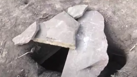На Тернопольщине обнаружили каменный саркофаг возрастом до 5 тысяч лет