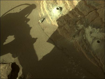 Perseverance добув іще один зразок каменя на Марсі