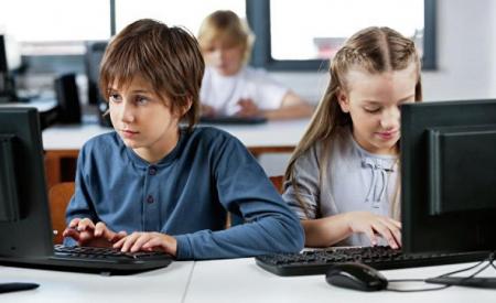 Школьники Киева смогут бесплатно учиться программированию