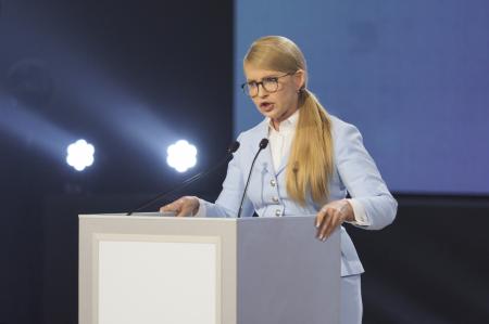 Тимошенко лучше всех. И одновременно – хуже всех
