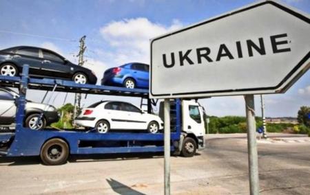 Украинцы в 2018 году купили за рубежом авто на $1,5 млрд 