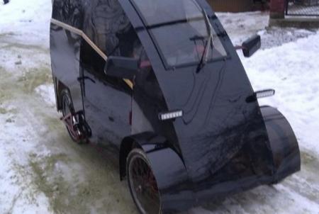 Во Львовской области мужчина создал необычный электромобиль