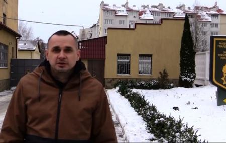 Сенцов записал видеообращение с призванием 