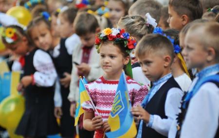 Обязательный гимн в школах: суд просят отменить решение Киивсовета