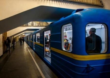 Работа метро в локдаун: Рубан предложил открывать его дважды в день