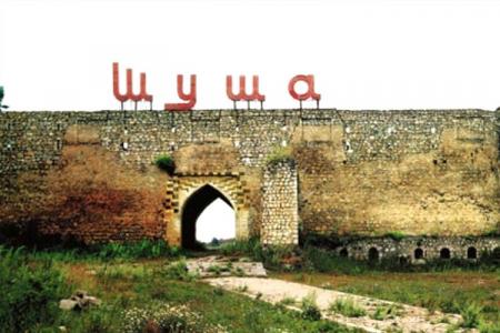 Безкоштовне житло і блискавичне будівництво: як відновлюють Нагорний Карабах після війни