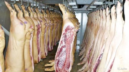 За год Украина потеряла позиции на рынке свинины
