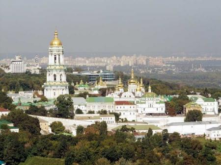 Вход в Киево-Печерскую Лавру подорожал в 2 раза