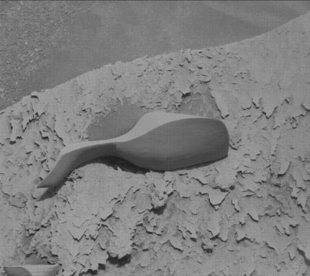 NASA зробило дивну фотографію на Марсі: користувачі будують теорії