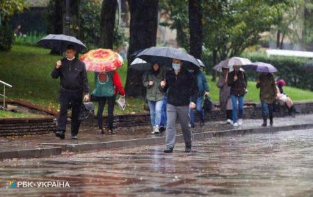 Зливи по всій Україні: прогноз погоди на 12 вересня