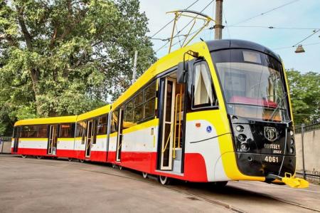 В Одессе создали самый длинный в Украине трамвай 