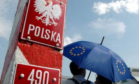 В Польше подсчитали работающих украинцев 