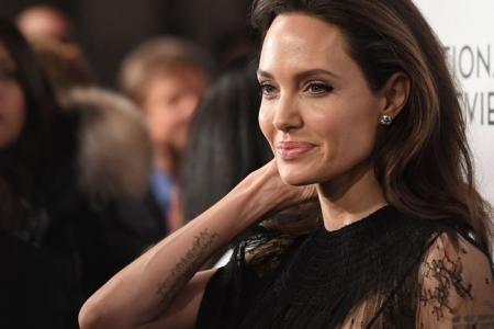 10 мотивирующих цитат от Анджелины Джоли