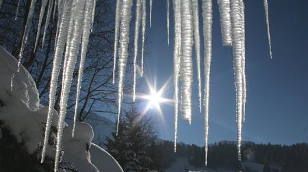 Прогноз погоди в Україні на 1 січня: справжня спека у перший день зими 2023
