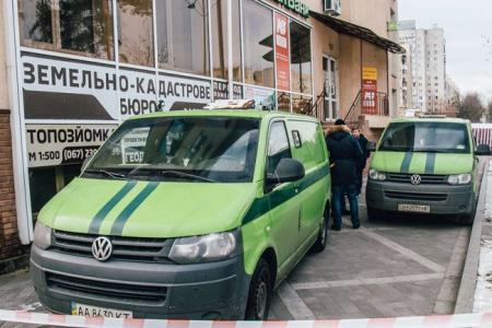 Под Киевом ограбили инкассаторское авто ПриватБанка – банкиры обещают 100 000 грн за помощь